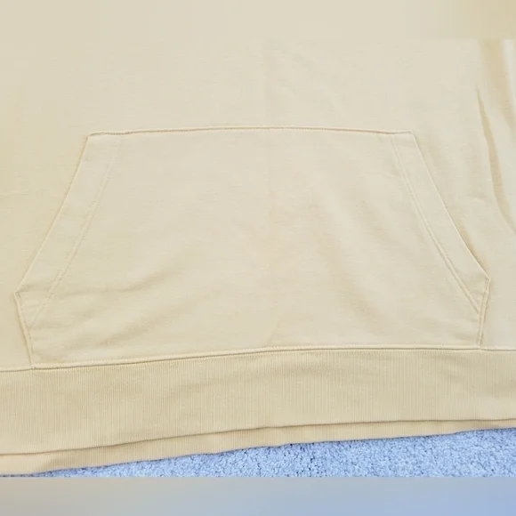 ✨️Woman's Old Navy Half-Zipper Sweatshirt✨️ - Picture 2 of 5